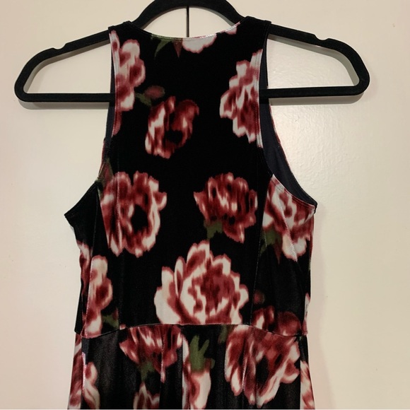 Abercrombie & Fitch Black Floral Velvet Fit & Flare Dress - Picture 8 of 9
